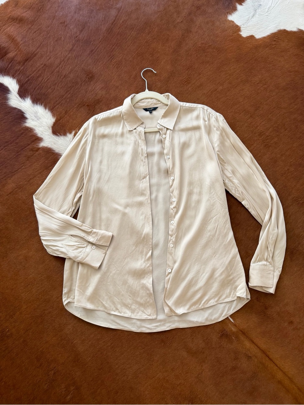 Massimo Dutti cream silk button up size EUR 40 / US 8